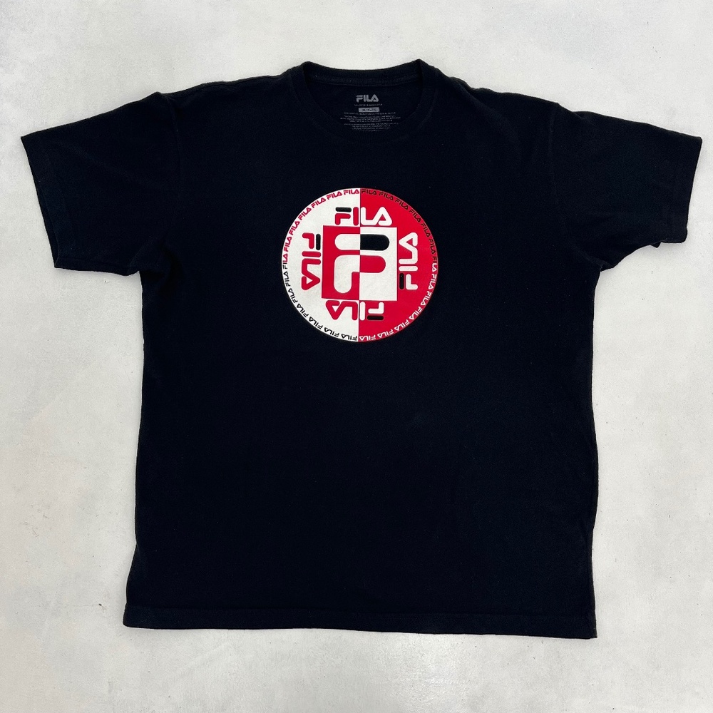 Fila Mens Size XL T-Shirt Black Graphic Circle Logo Short Sleeve Outdoor‎ Comfy